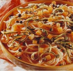 Spaghetti con patate e zucchine