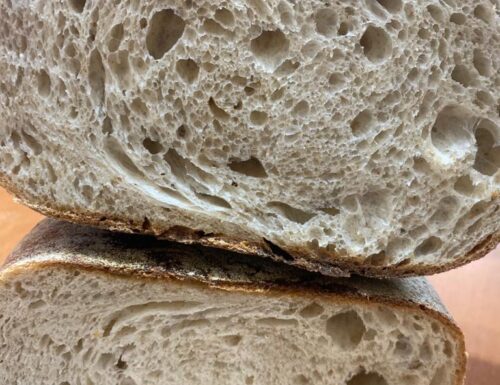 Pane misto con farro e grano.