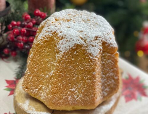 Pandoro con lievitino.