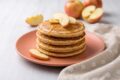 Pancake proteici albume e mela senza burro e zucchero