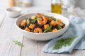 Insalata di riso nero con gamberetti e melone: l'esplosione di freschezza estiva che non ti aspetti
