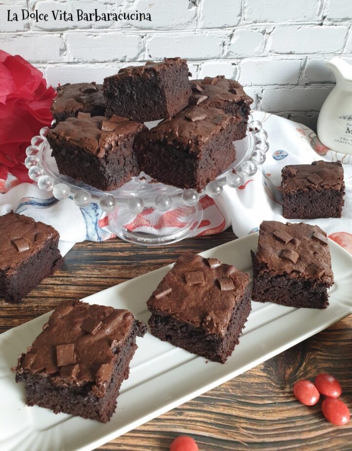 brownies al cacao e cioccolato fondente 20