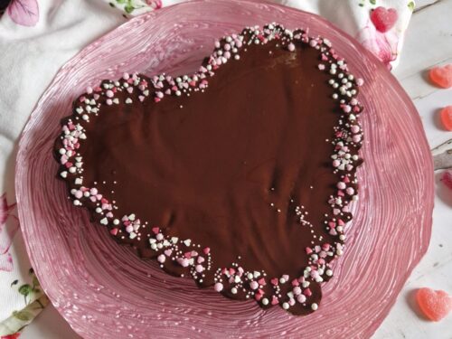 Crostata cuore al cioccolato e ciliegie!