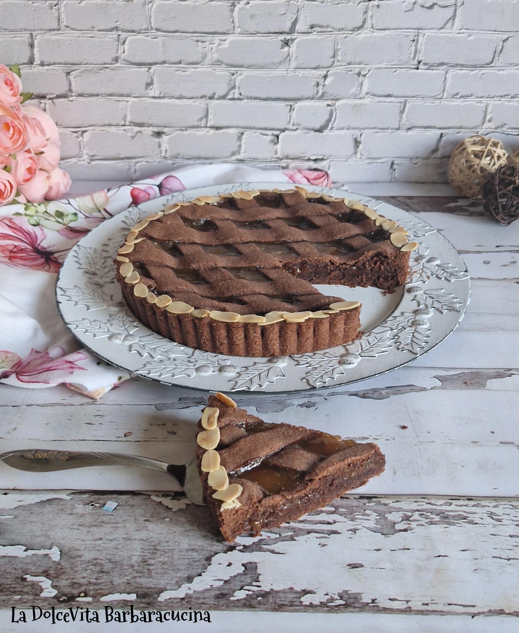 crostata al cioccolato, mandorle e albicocche 20