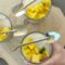 Budino al latte di cocco con perle di tapioca e mango fresco