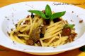Spaghetti alle Olive Fuggiasche e Scorzone Estivo
