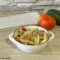 Pasta fredda con pomodori pesto e speck croccante