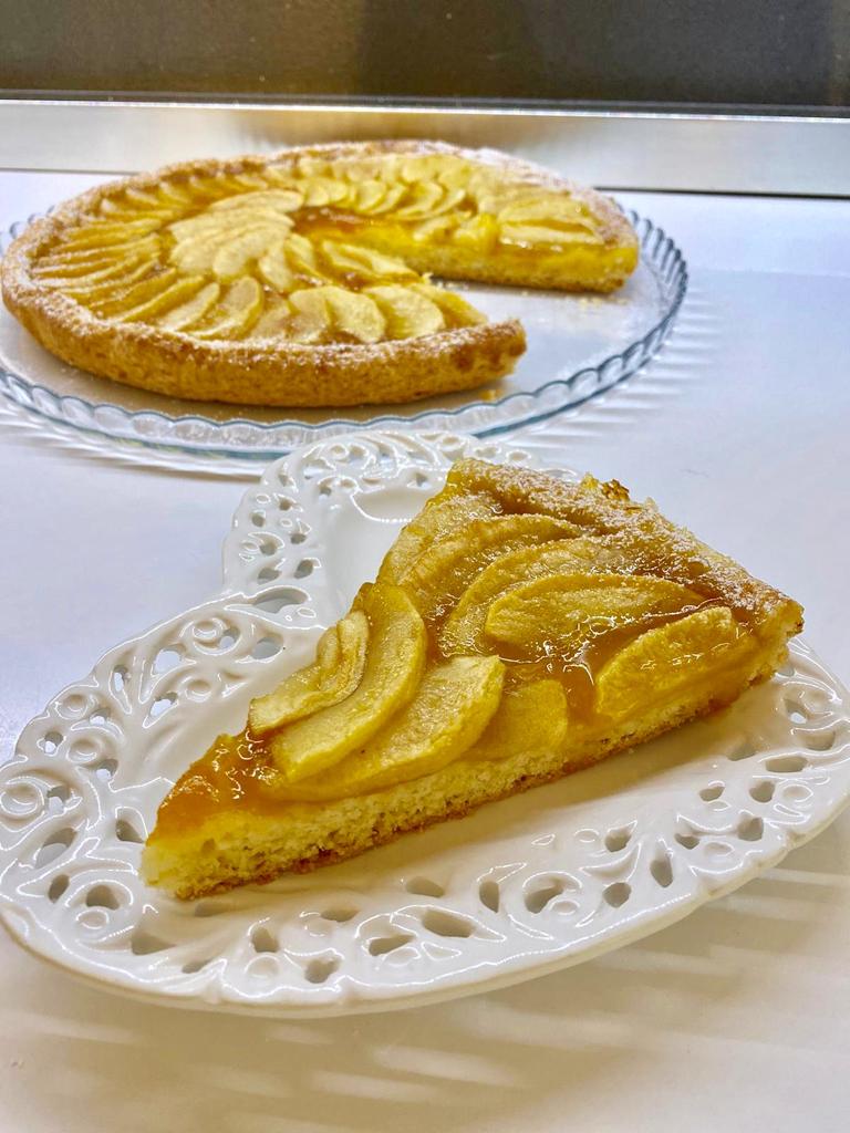 Crostata-di-mele-e-albicocche