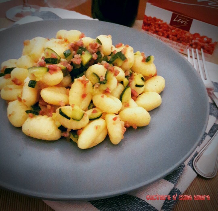 Gnocchi con Prosciutto Crudo e Zucchine Cucinare è come amare
