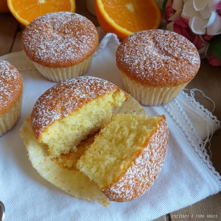 muffin tortina nuvola all'arancia dolce soffice