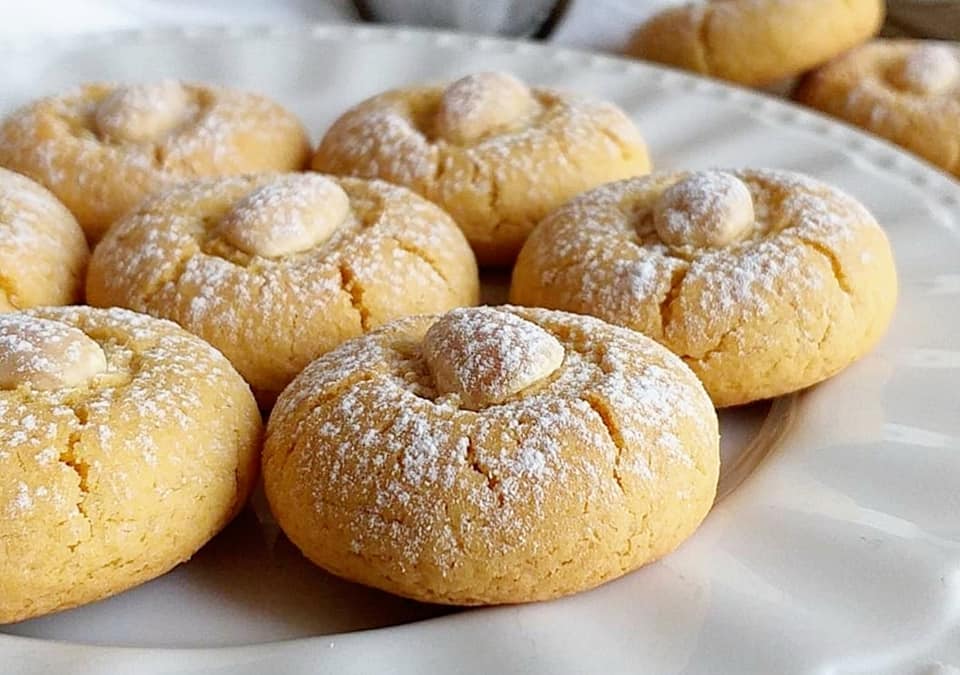 BISCOTTI BOTTONE CON MANDORLE dolce semplice e buonissimo ...