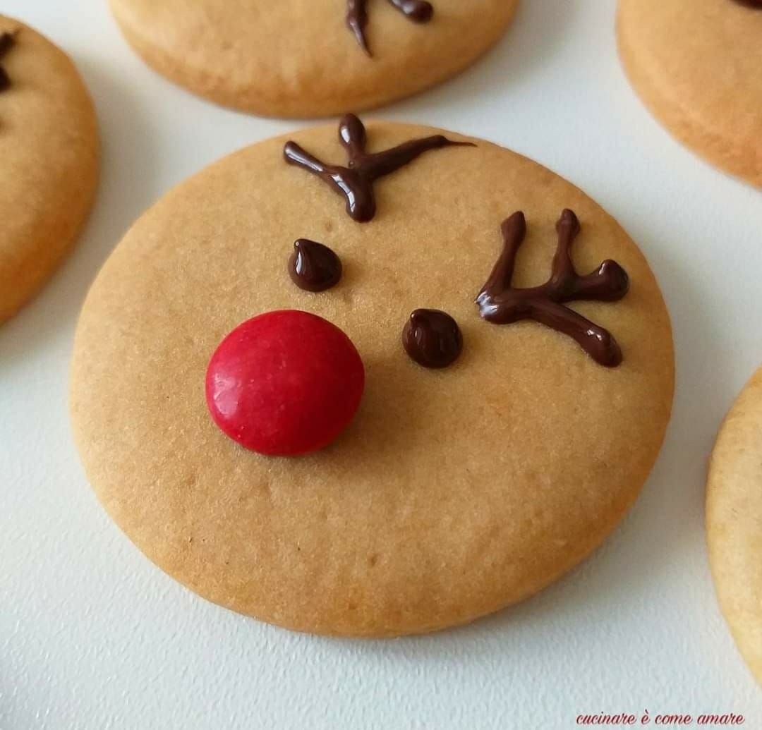 https://blog.cookaround.com/cucinareecomeamare/wp-content/uploads/2020/11/biscotti-renna-semplicissimi-dolce-ricetta-per-bambini.jpg