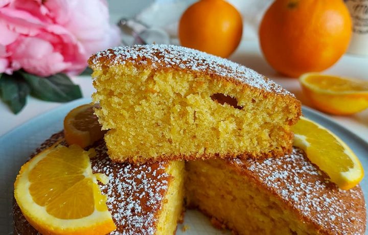 torta semplice e soffice all'arancia dolce senza burro