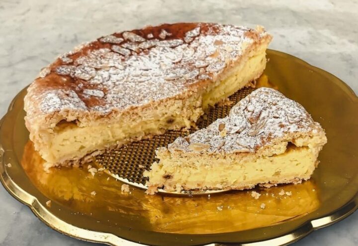 torta finta crostata della nonna dolce ripieno di crema pasticcera