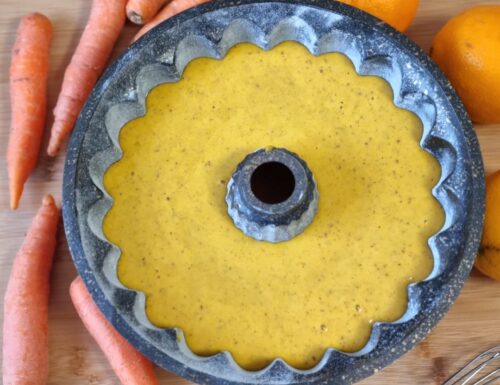 IMPASTO DELIZIA CIAMBELLA CAMILLOSA: dolce ricetta con mandorle e carote