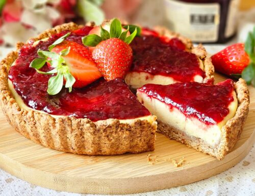 Crostata Cheesecake facile e golosa: dolce cremoso con ricotta