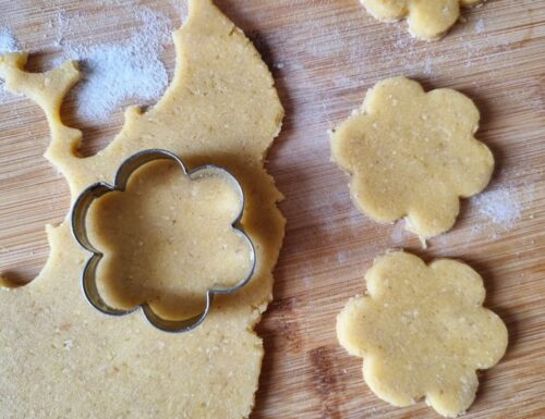Impasto alle mandorle per biscotti e non solo: dolce pasta frolla perfetta