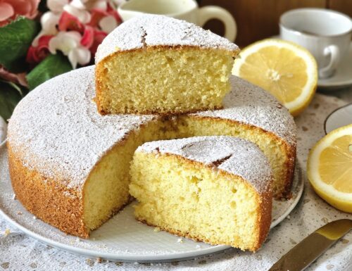Torta soffice e profumatissima al limone: dolce ricetta della nonna