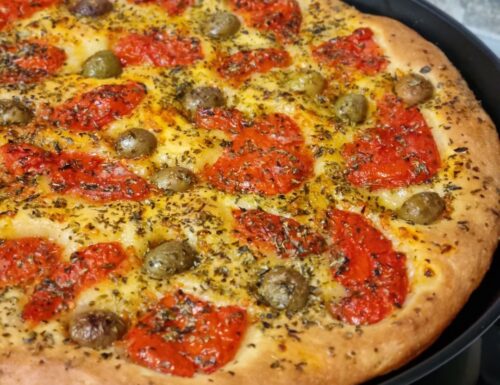 Salva la ricetta di questa focaccia barese: facile e buonissima