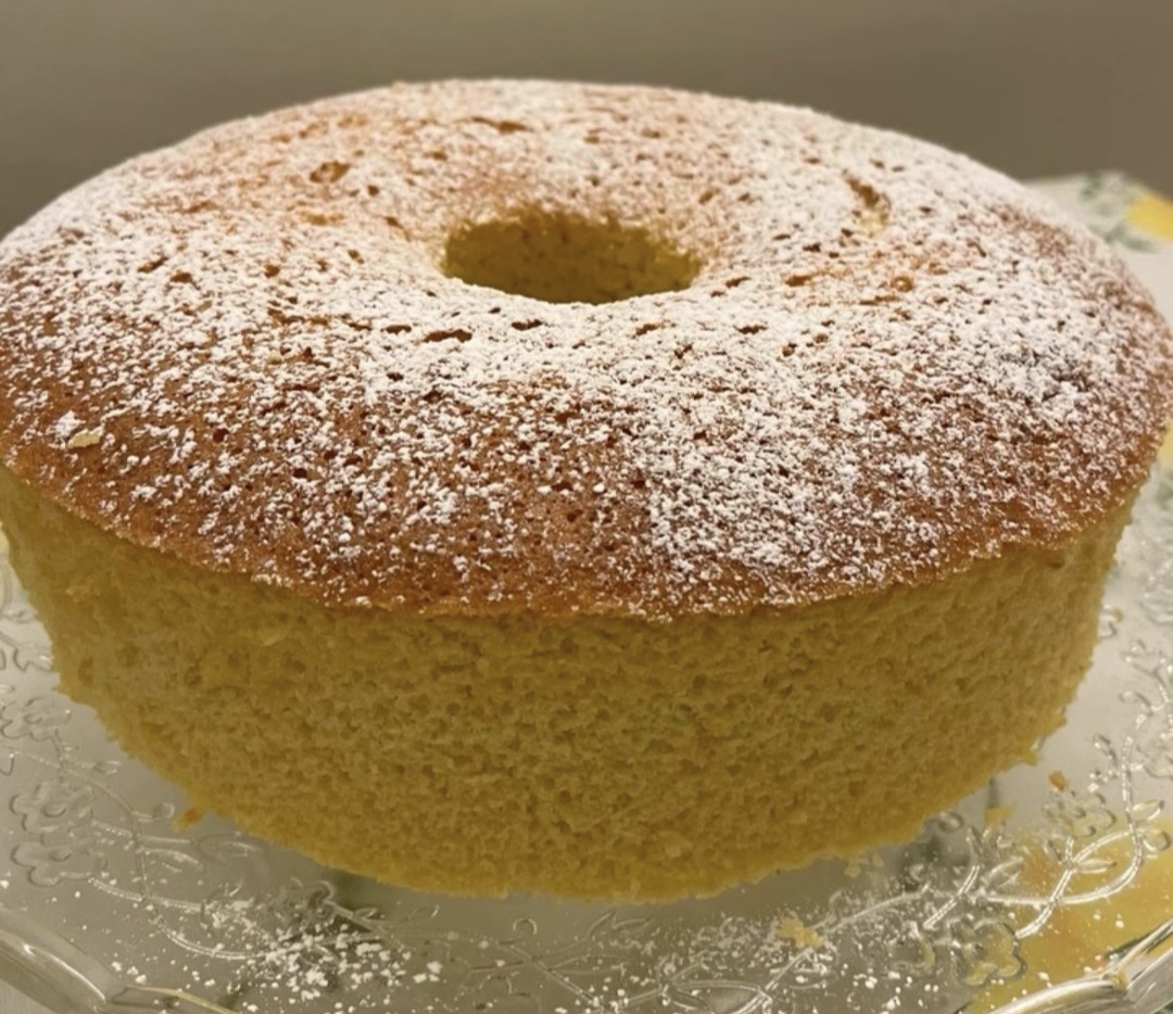 Ciambella al limone semplice e sofficissima: dolce ricetta facile ...