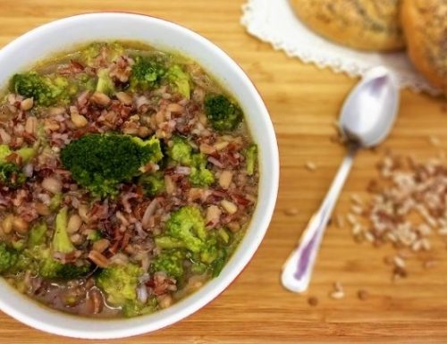 Minestra di broccoli e cereali, ricetta contadina rivisitata