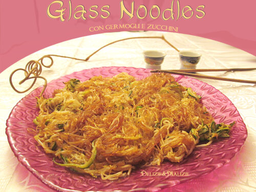 Glass Noodles con germogli e zucchine
