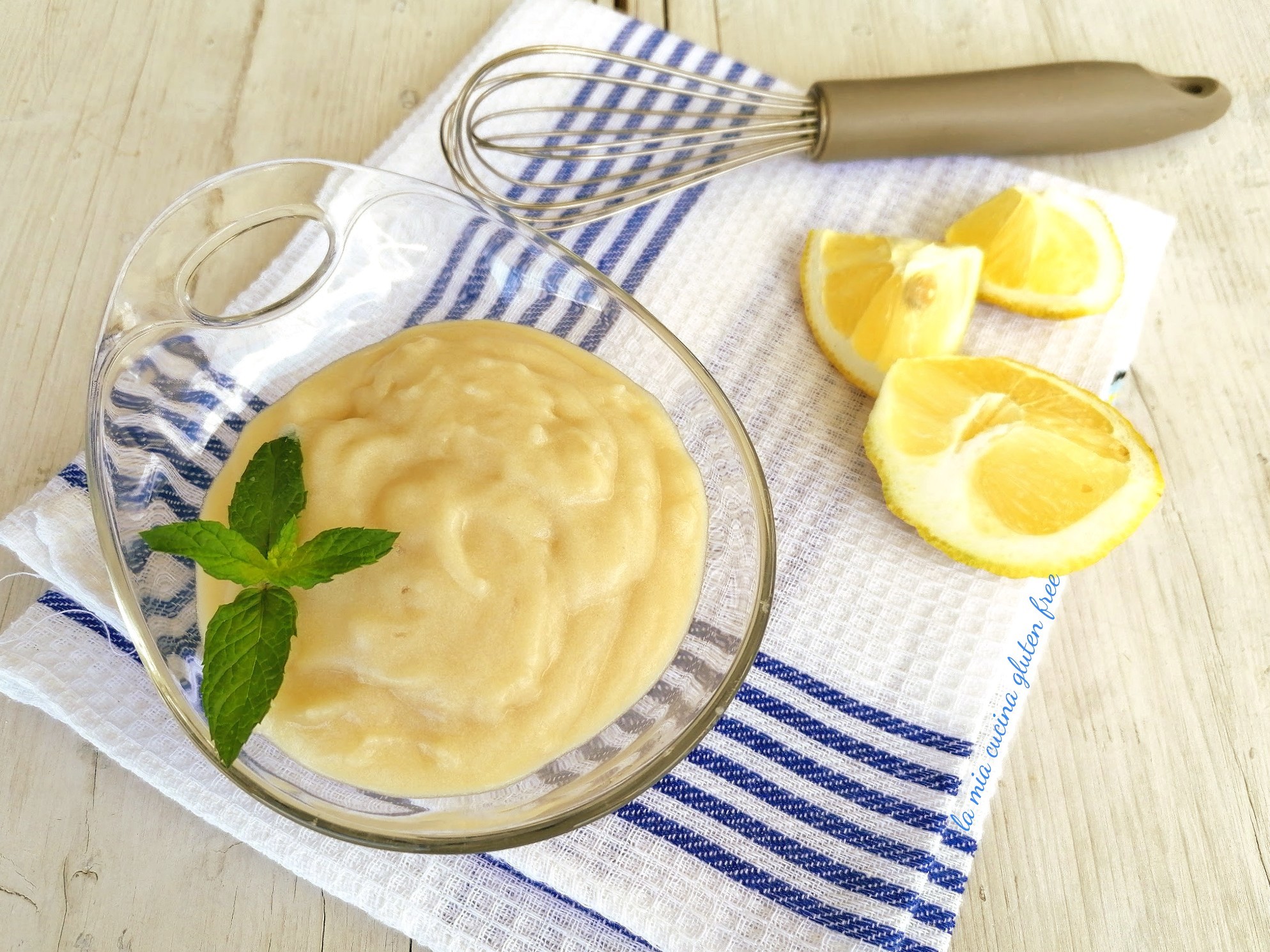 crema pasticcera vegana senza latte e senza uova e senza glutine