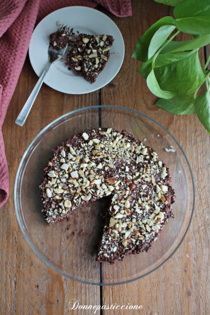 torta vegana banana e cioccolato senza cottura