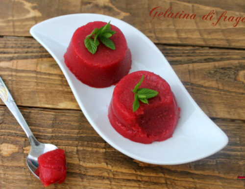 Gelatina di fragole e vaniglia
