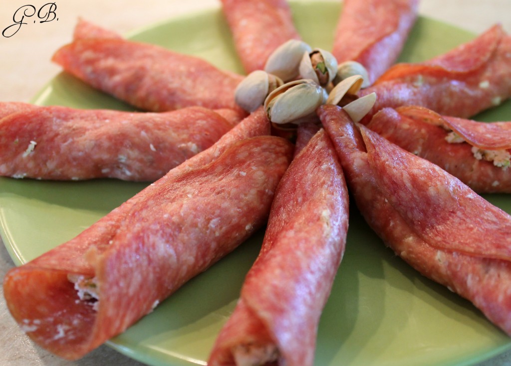 involtini di salame ai pistacchi