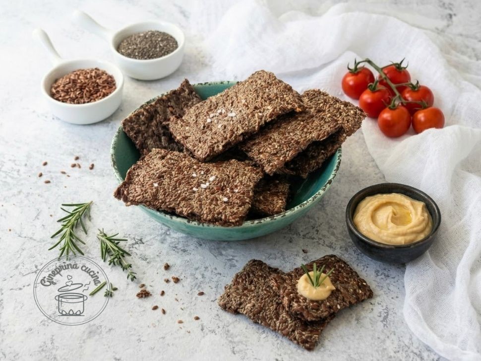 crackers ai semi di chia e di lino