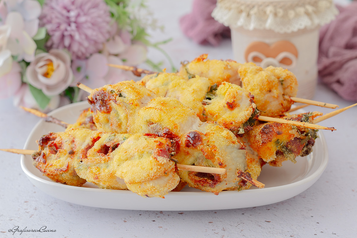 Spiedini di pollo in friggitrice ad aria