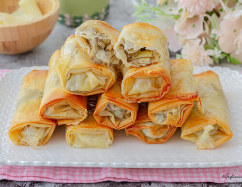 Rotolini di pasta fillo con carciofi e provola