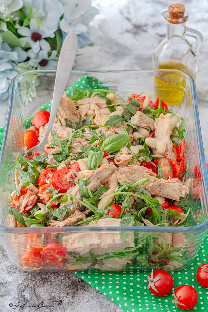 Insalata con cannellini tonno rucola