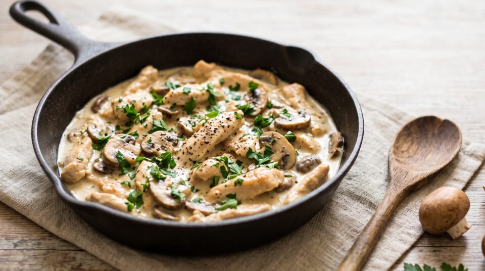 straccetti-di-pollo-ai-funghi-cremosi