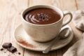 Cioccolata calda fit densa e cremosa, per una tazza