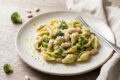 Pasta con crema di broccoli e cannellini, senza panna