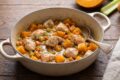 Spezzatino di tacchino con la zucca, tenero e leggero