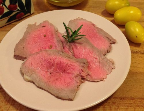 Roastbeef o arrosto di carne in vasocottura