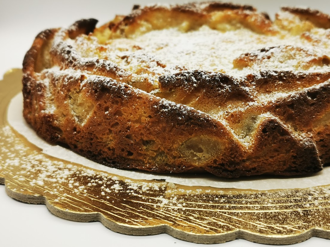 Torta soffice alle pere con kefir e farina tipo 2