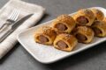 Sausage rolls keto con impasto fathead