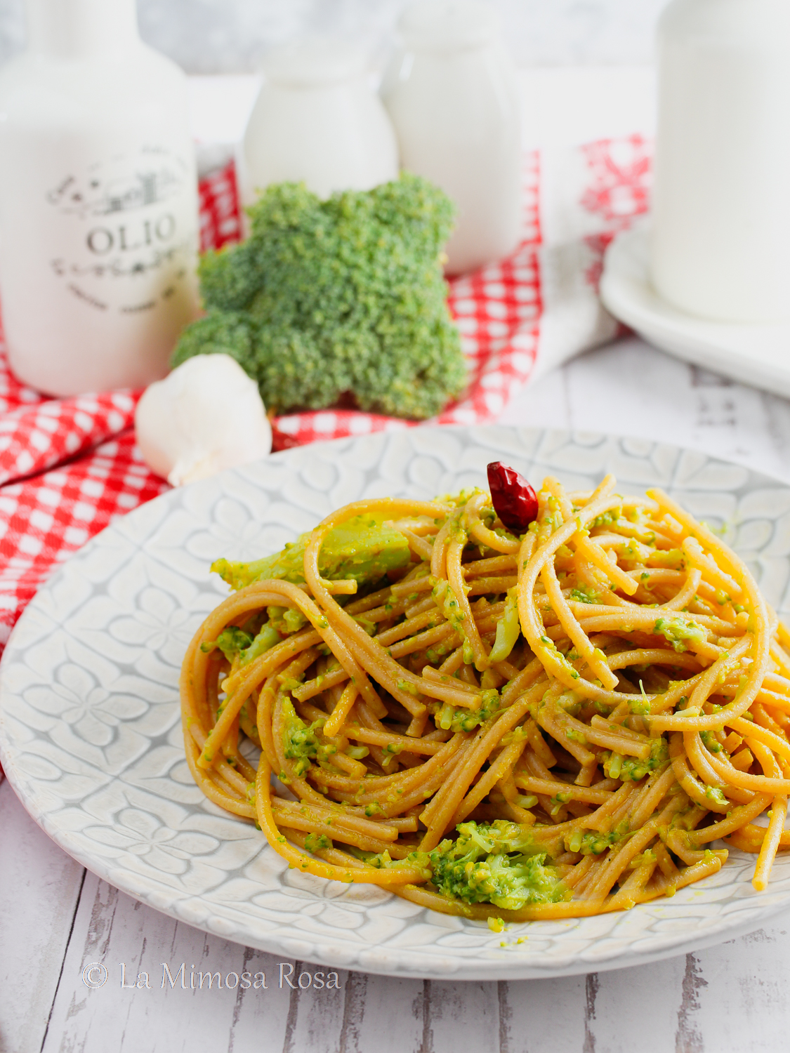 Spaghetti con broccoli e curry ricetta