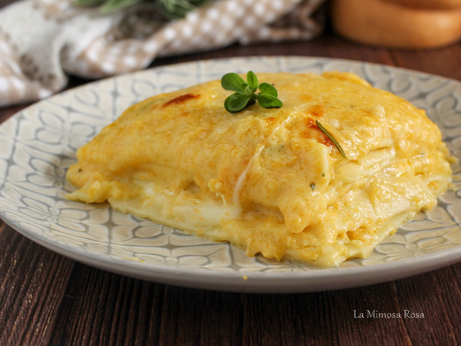 Lasagne con zucca e scamorza affumicata La mimosa rosa