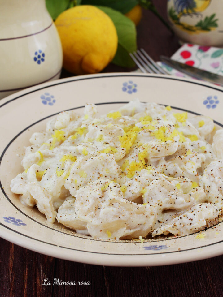 Orecchiette con ricotta e buccia di limone ricetta