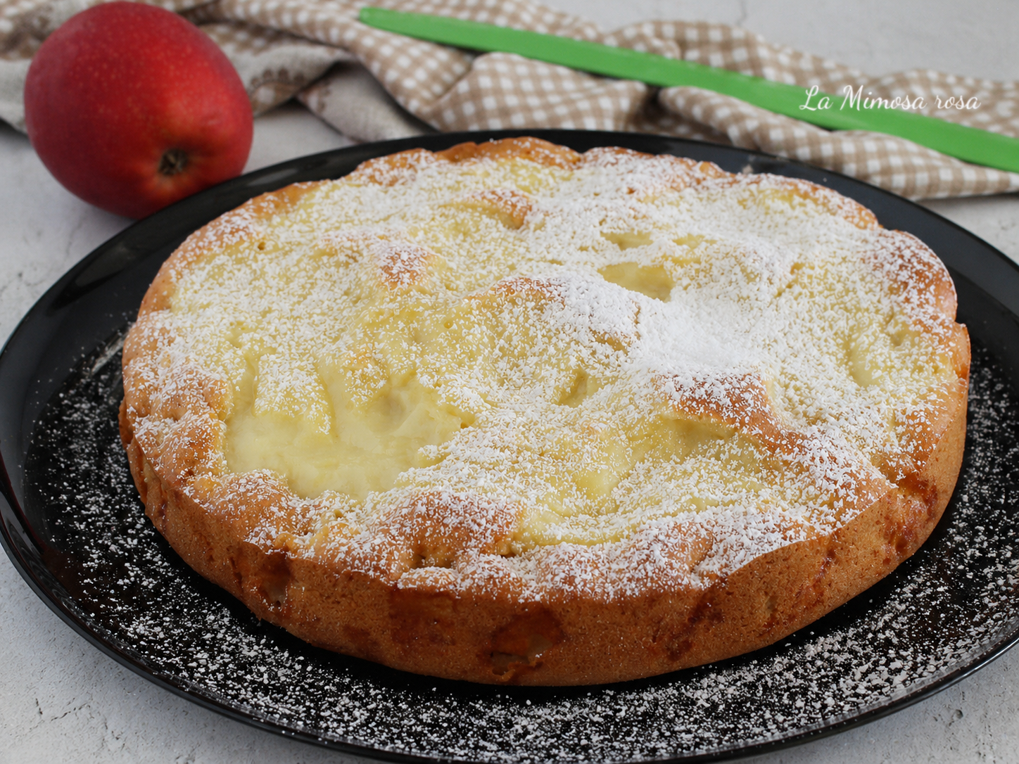 Torta di mele con crema pasticcera - La mimosa rosa