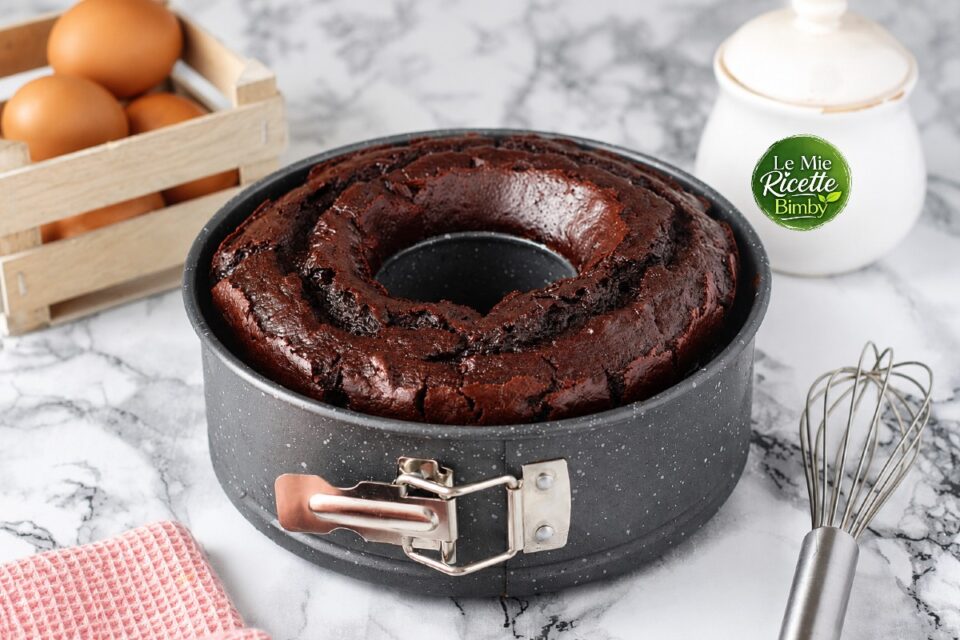 CIAMBELLA  ALLA PANNA E CIOCCOLATO BIMBY