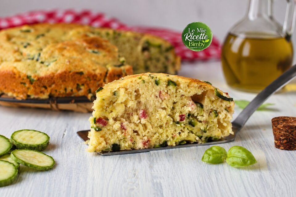 TORTA SALATA ZUCCHINE E SPECK BIMBY