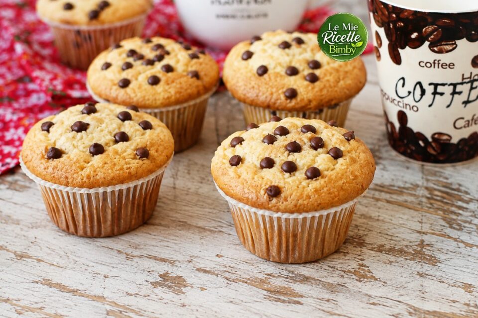 MUFFIN ALLO YOGURT E GOCCE DI CIOCCOLATO BIMBY