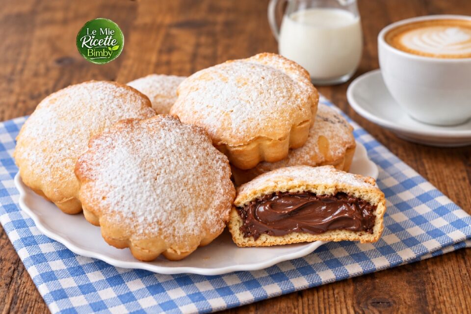 CROSTATINE CHIUSE ALLA NUTELLA BIMBY