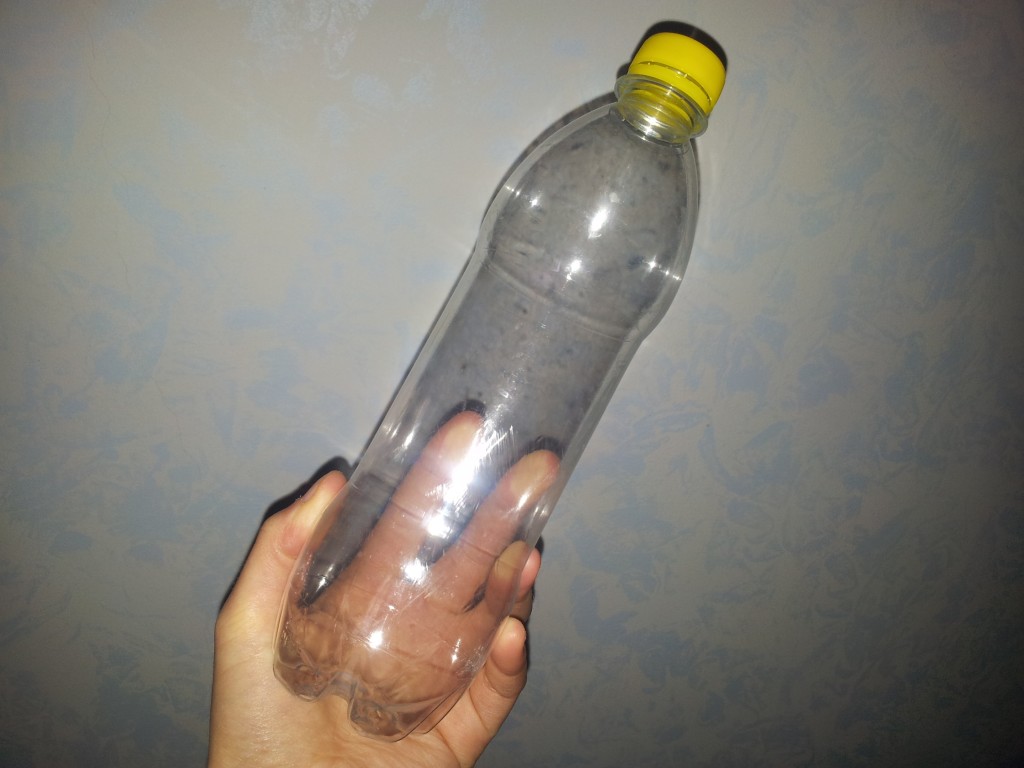 Riciclare la bottiglia di plastica